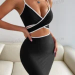 Vestido Negro Plisado